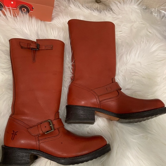 Frye Shoes - New FRYE Women’s causal cognac boots